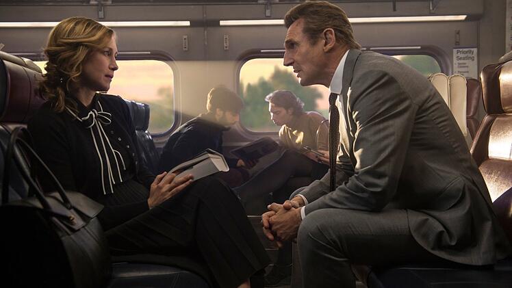 Eine mysteri&ouml;se Fremde (Vera Farmiga) macht Michael MacCauley (Liam Neeson) ein unmoralisches Angebot: Er soll f&uuml;r viel Geld einen Passagier finden, ohne zu wissen, was mit ihm passieren wird.