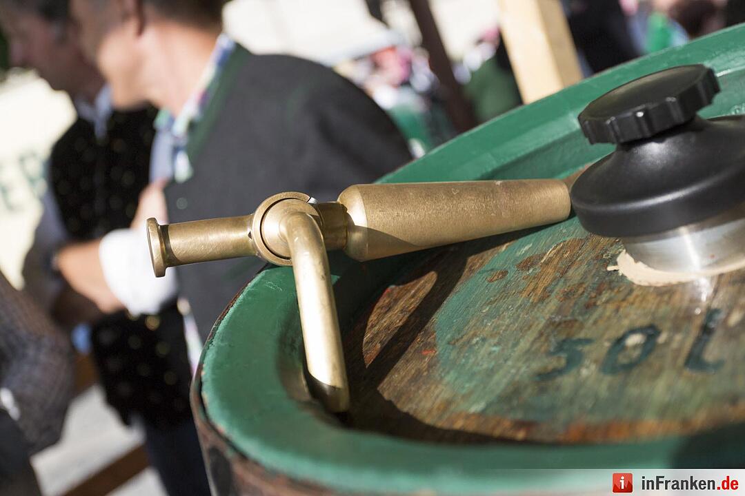 Fürther Michaeliskirchweih eröffnet