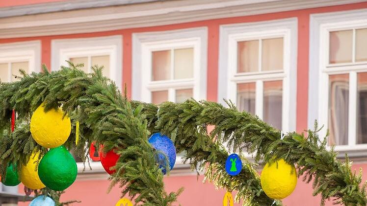 Coburg: Osterzeit l&auml;sst Coburg aufbl&uuml;hen - Brunnen werden geschm&uuml;ckt und pr&auml;miert