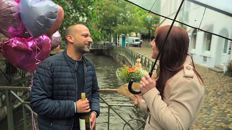 Blind Date in Freiburg: Marco und Angelina sind einander sympathisch.