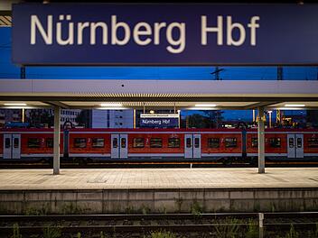 "Unbefugte Personen im Gleis": Folgeverzögerungen nach Zugausfällen zwischen Nürnberg und Fürth