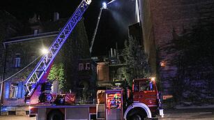 Malzfabrik Weyermann in Bamberg in Flammen: Einsatzkräfte kämpfen stundenlang gegen das Feuer