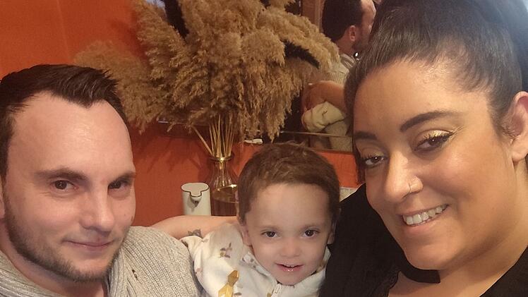 Malina (3) aus N&uuml;rnberg hat Krebs - Familie "aus Leben gerissen"