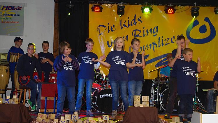 Die "Kids vom Ring" sorgten für die musikalische Umrahmung. Foto: Heike Schülein