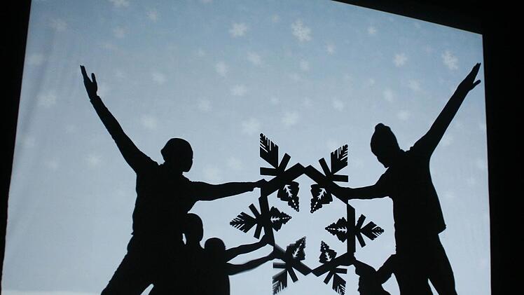 Es schneit.  Foto: Werner Vogel
