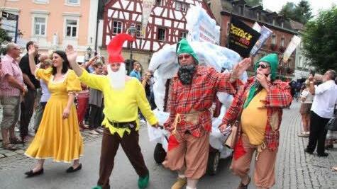 Impressionen vom Festzug der Fanclubs Foto: Sonny Adam