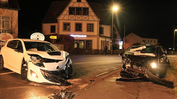 Unfall in Stegaurach Foto: Ferdinand Merzbach