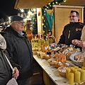 Trotz mäßigem Umsatz will die Imkerei Hugel nächstes Jahr wieder zur Kronacher Weihnacht kommen. Foto: Sandra Hackenberg