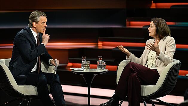 ZDF-Moderator Markus Lanz debattierte mit SPD-Politikerin Katarina Barley &uuml;ber m&ouml;gliche Kriegsverbrechen Russlands in der Ukraine.