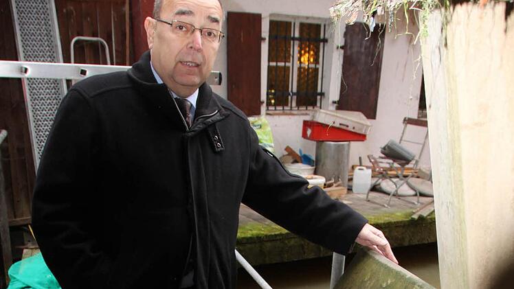 An diesem Rechen hat Franz Stumpf den nackten Mann aus der Wiesent gezogen. Foto: Peter Groscurth