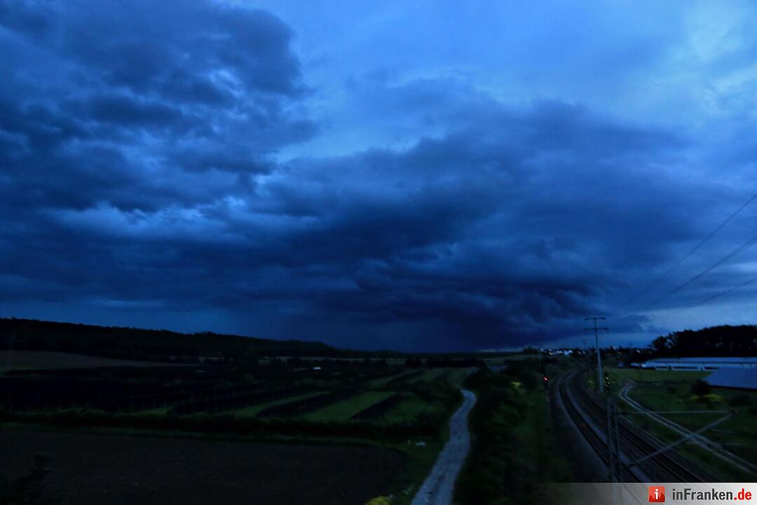 Unwetter über Franken II