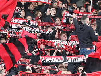 Die Nummer 1 in Franken - zuschauertechnisch allemal. 29 618 Fans sahen die Club-Spiele in der 2. Liga im Durchschnitt.  Foto: Sportfoto Zink