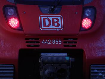 Kreis Kronach: Zug kollidiert mit Auto - Fahrer war betrunken