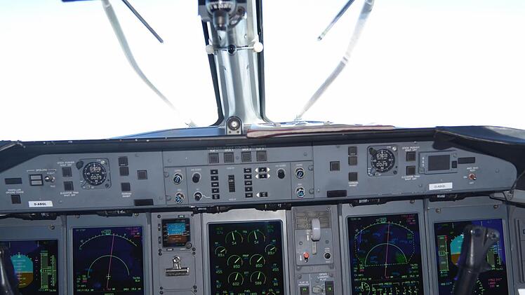 Ein Blick ins Cockpit während des Flugs nach Sylt