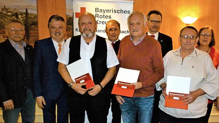 Sie haben 150 und 200 Mal Blut gespendet.