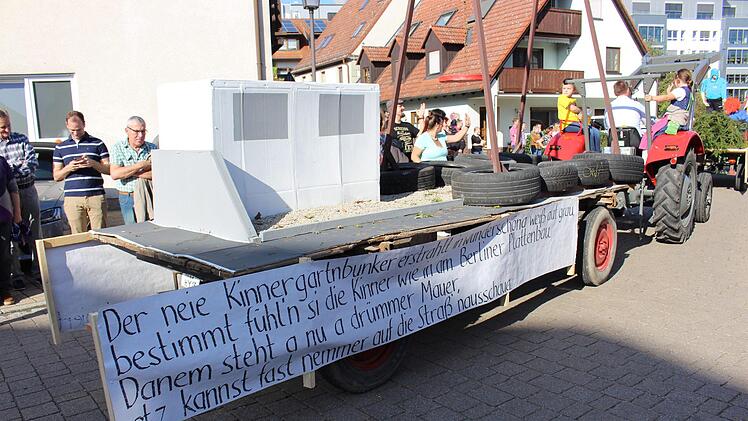 Kinnergartenbunker und Schaukelweg - die Gemeinde kam beim Umzug nicht ungeschoren davon .Evi Seeger
