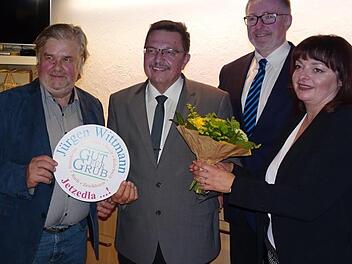 Nach der offiziellen Nominierung (von links) Rolf Sander, J&uuml;rgen Wittmann, Udo D&ouml;hler und Kerstin Weigerstorfer. Foto: Klaus K&ouml;hler