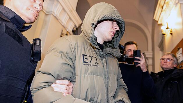 Daniil B., ein russischer "Low Level Agent", wurde in Litauen wegen eines Brandanschlags auf die Ikea-Filiale verurteilt. Gewaltbereite "Kollegen" von ihm sind im Auftrag Russlands in ganz Westeuropa unterwegs.