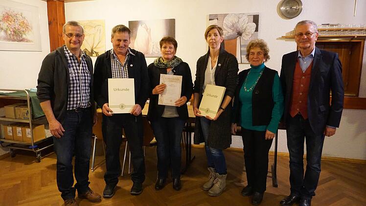 Der Obst- und Gartenbauverein ehrte treue Mitglieder.  Foto: Susanne Hämel