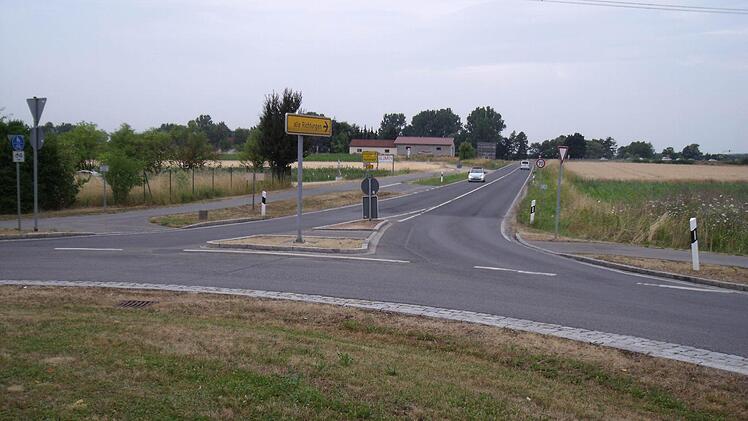 Der Blick vom Kreisverkehr aus Richtung künftiger Allee