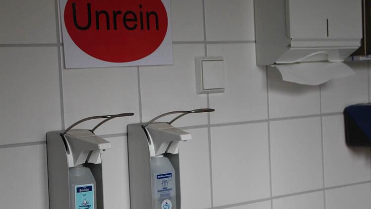 Der Desinfektionsraum in der Rettungswache Bad Brückenau. Foto: Ulrike Müller