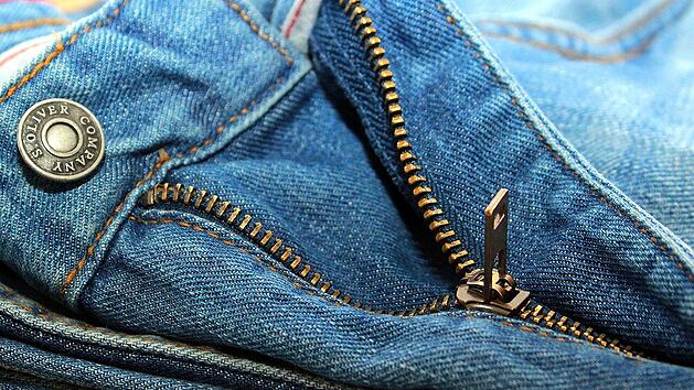 F&uuml;r eine lange "Lebensdauer": So oft solltest du deine Jeans waschen