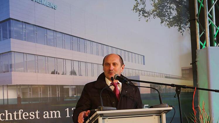 Richtfest für Siemens-Bürogebäude. Foto: Barbara Herbst