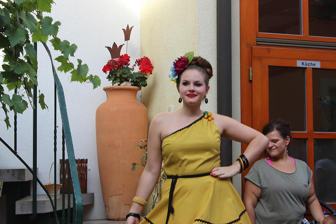 Modenschau im Freihof