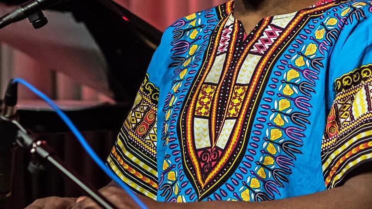 Daktarimba begeisterte in Coburg: Njamy Sitson. Foto: Jochen Berger