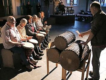 Die Trommlergruppe "Okafo" aus Pegnitz begeisterte mit ihrem Spiel. Fotos: Klaus Klaschka