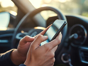 App, Blitzer, Auto, Steuer, Handy