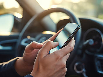 App, Blitzer, Auto, Steuer, Handy