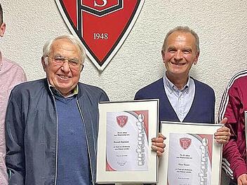 Im Bild (von links) SSV-Vorsitzender Alexander Dupke, Heinrich Angermann (65 Jahre Mitgliedschaft), Klaus Kauder (30 Jahre Mitgliedschaft) und Matthias Herold (25 Jahre Mitgliedschaft)