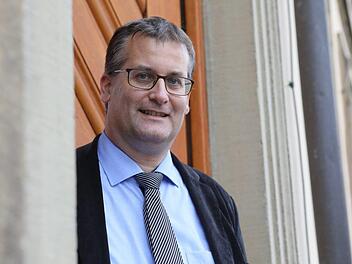 Bertram Felix blickt auf seine dritte Amtszeit als Finanzreferent der Stadt Bamberg.  Foto: Ronald Rinklef