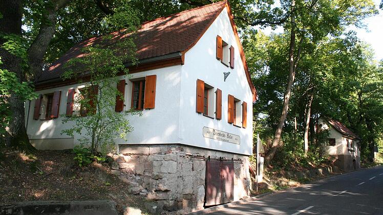 Das städtische Petersbeckskellerhäuschen ist eines der Prunkstücke am Kellerberg. Fotos: Evi Seeger