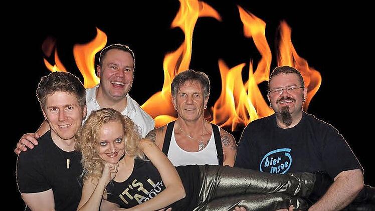 F&uuml;r Stimmung sorgt die Band "Hot Oven & The Brickets". Foto: Hot OLven & The Brickets
