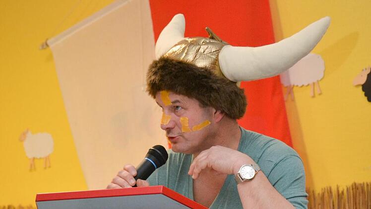 Edgar und seine Crew (Edgar Borst) veralberten die Stadtpolitik. Foto: Björn Hein