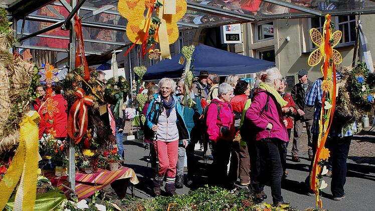 Die Altstadt von Ebern bot ein farbenprächtiges Bild.G. Geiling