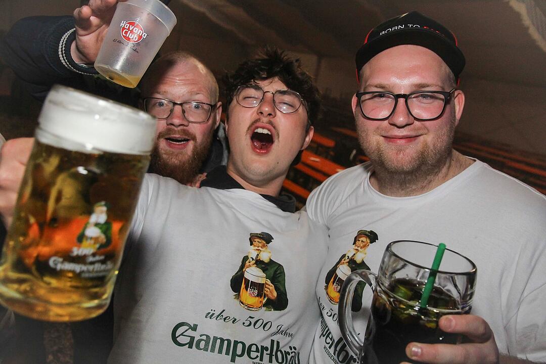 Super Stimmung in Schimmendorf.