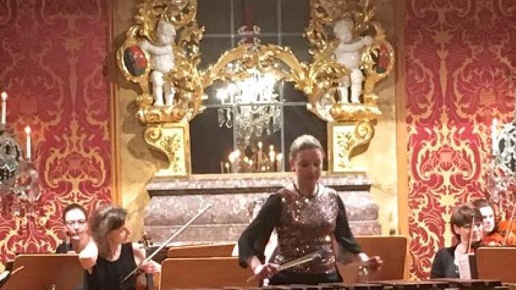 Die Stuttgarterin Katarzyna Mycka am Marimbaphon. Nikolaus Frey