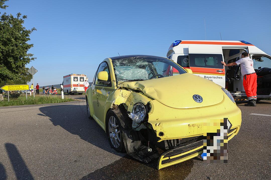 Unfall im Landkreis Weißenburg-Gunzenhausen: Biker übersieht Pkw