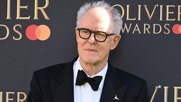 John Lithgow wird zum neuen Albus Dumbledore.