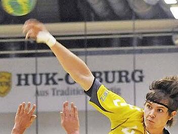 Neuzugang Philipps Barsties erzielte gestern Abend gegen den Erstligisten SC Magdeburg zwei Tore. Fotos: Hagen Lehmann