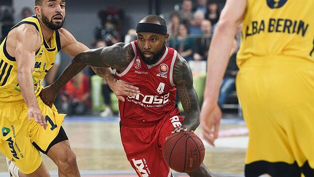 Brose Bamberg  hat einen gro&szlig;en personellen Umbruch hinter sich. Symbolfoto: Nicolas Armer/dpa