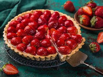 Erdbeerkuchen mit Vanillepudding