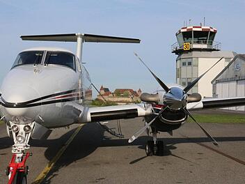 Eine Beechcraft auf dem Flugplatz Brandensteinsebene. Foto: Simone Bastian/Archiv Coburger Tageblatt