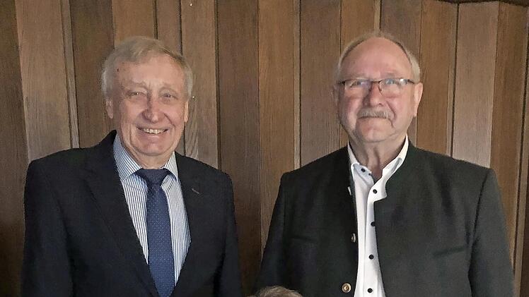 Agnes Werner bekam Besuch von Paul Steins (l.) und Otto Siebenhaar.