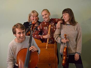Emanuel, Ulrike, Johanna und Franziska treten beim Benefizkonzert als Familienmusik Schreyer auf.                                                                                                                                    Foto: privat