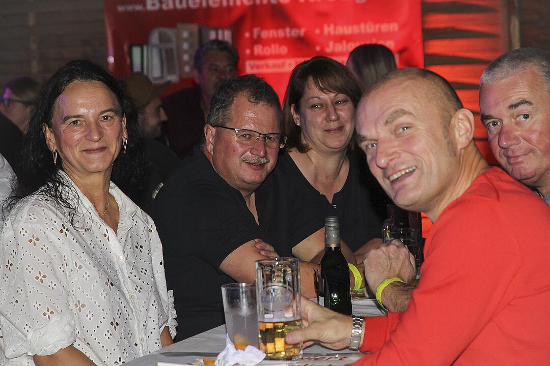 Party und Tanz in der Dreifachhalle