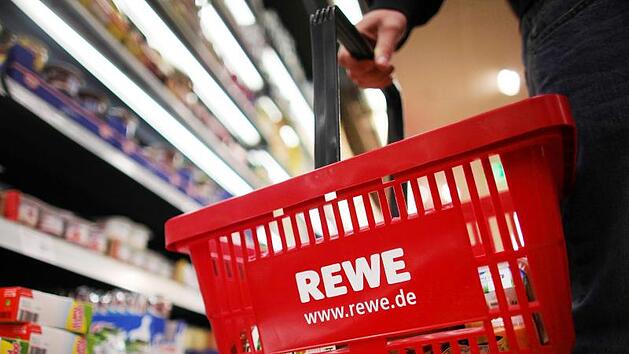 Rewe ruft Mandelcreme zurück: Vor allem für eine Gruppe gefährlich